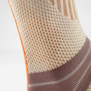 Bauerfeind Outdoor Knee Support Supports